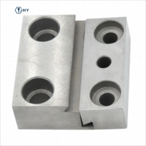 Customized OEM AISI4140 1018 steel accessories for shaker machine bracket and plate mountings